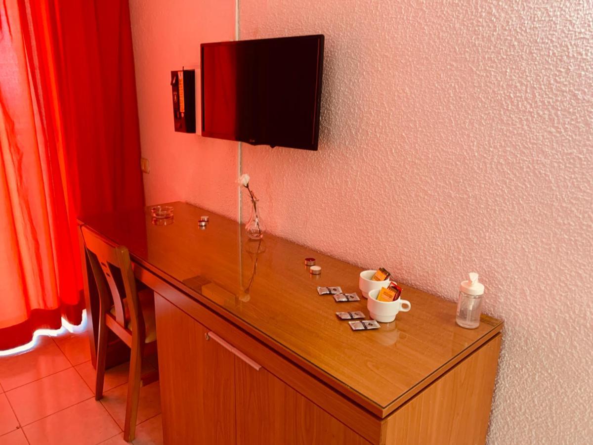 Pondemar Apartaments Vistas Playa Feñabe Esterno foto