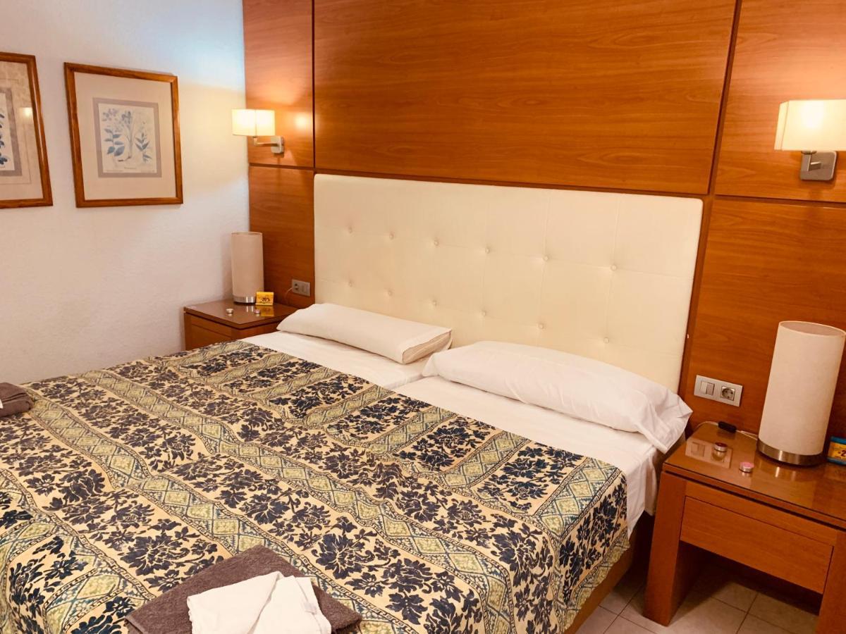 Pondemar Apartaments Vistas Playa Feñabe Esterno foto